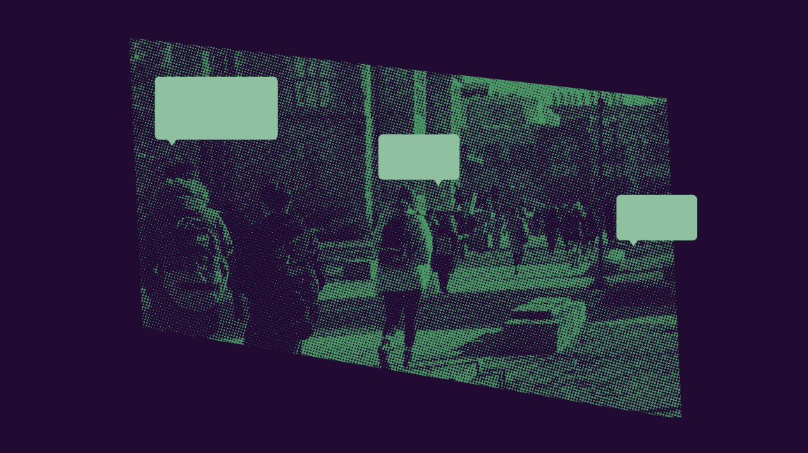 green with blank speech bubbles